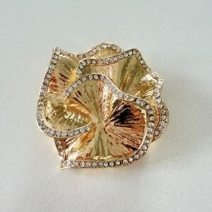 Taş Detaylı Gold Gül Broş