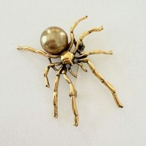İnci Detaylı Örümcek Broş