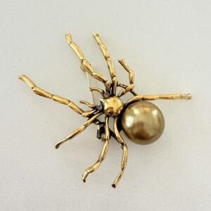 İnci Detaylı Örümcek Broş