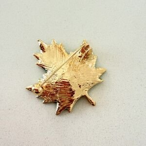 Yeşil Mineli Yaprak Broş