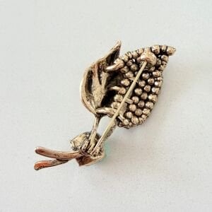 Yeşil Taşlı Yaprak Broş