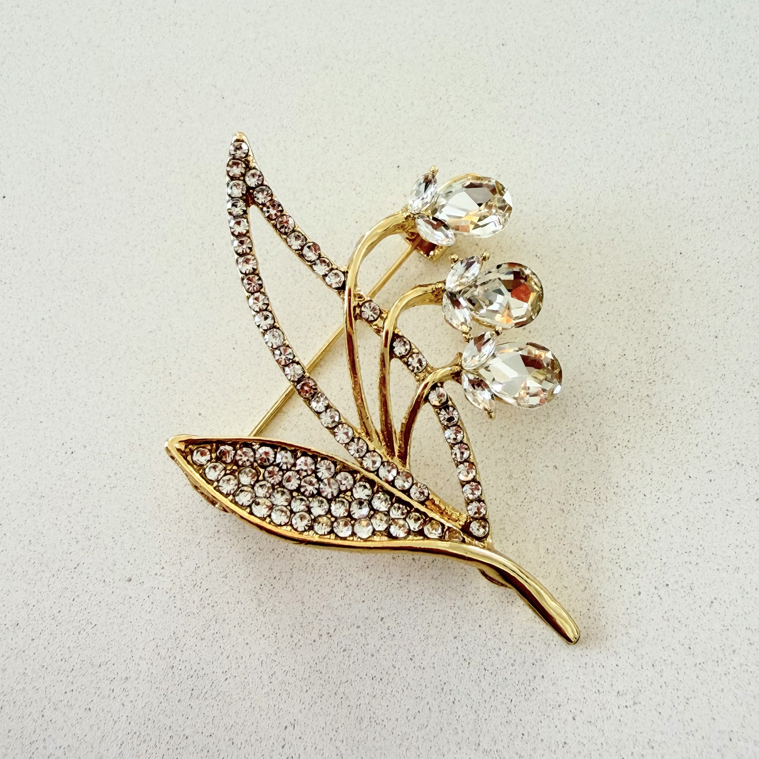 Taşlı Tomurcuk Broş
