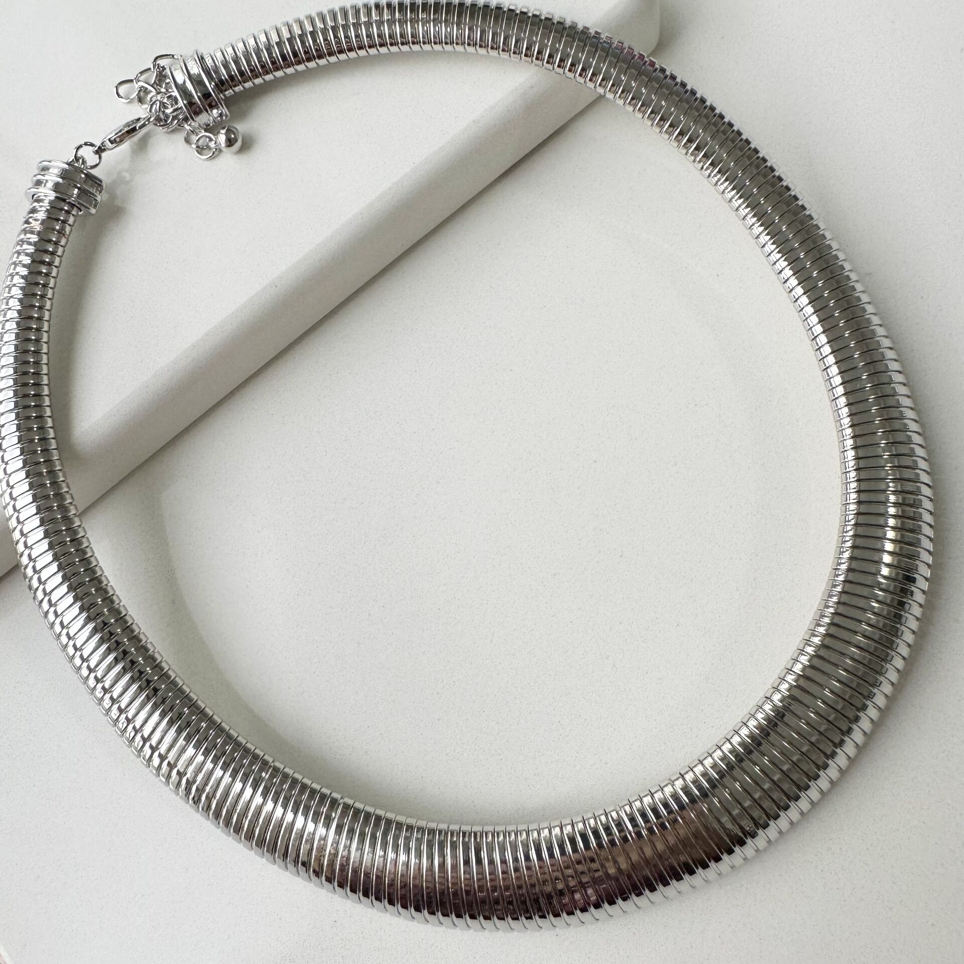 Özel Seri Tırtıklı Kolye -silver-