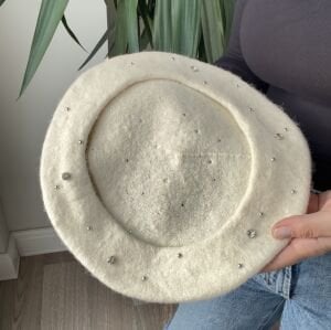 Taşlı Ekru Ressam Bere