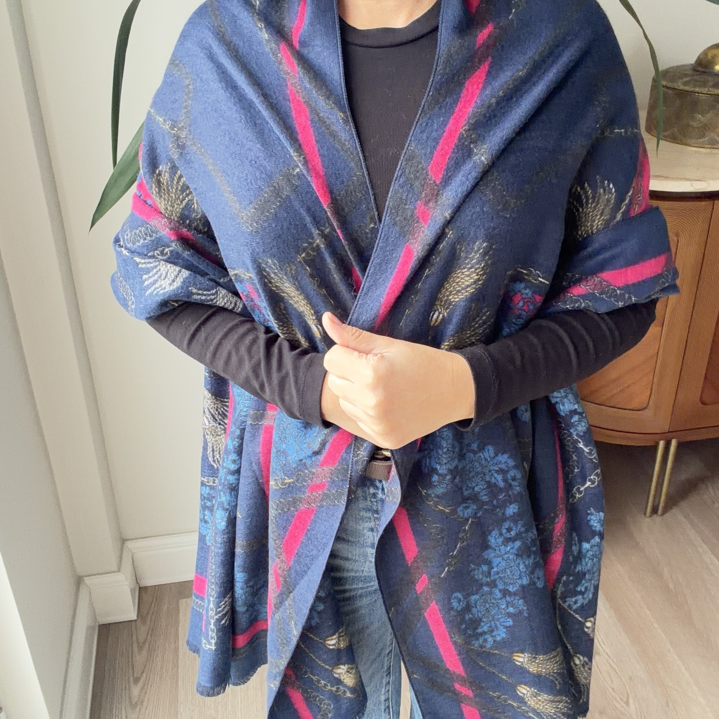 Sümbül Desenli Kalın Şal