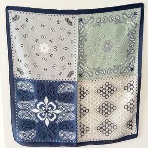 Geometrik Desenli İpek Saten Fular (70*70 cm)