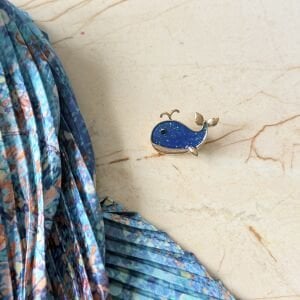 Balık Broş Pliseli İpek Saten Fular Kombin