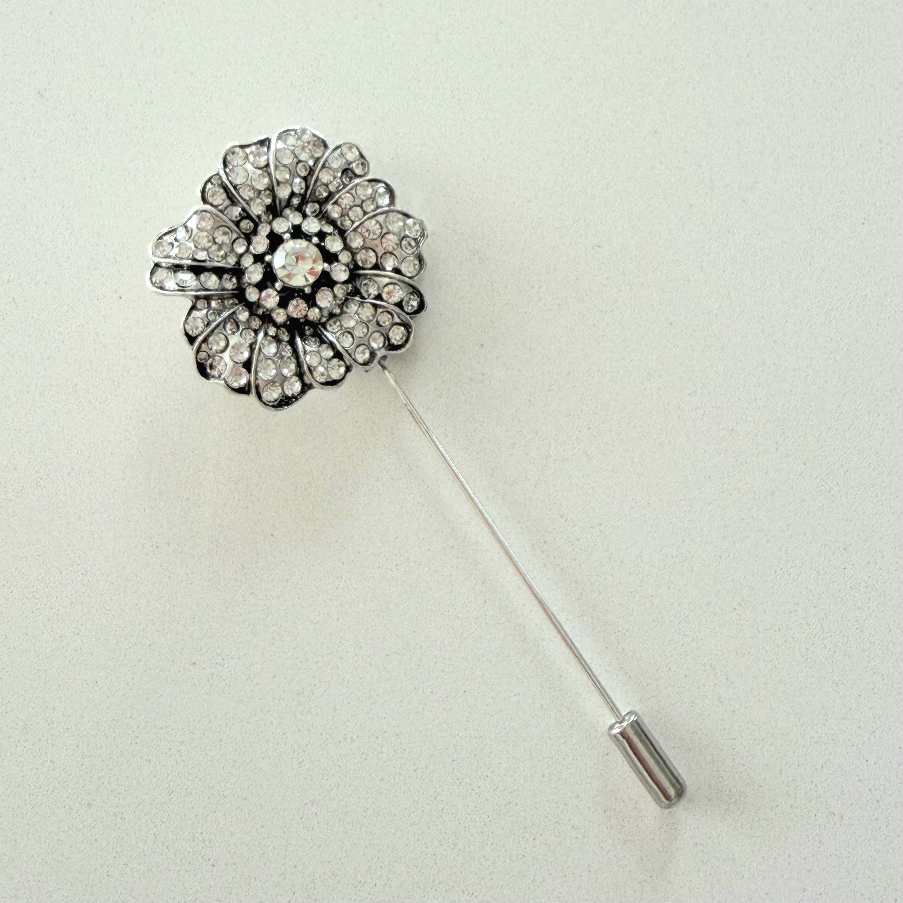 Taşlı Çiçek İğneli Broş