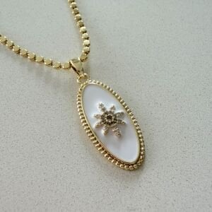 Altın Kaplama Beyaz Mineli Kuzey Yıldızı Kolye