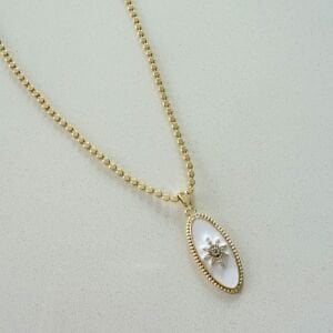 Altın Kaplama Beyaz Mineli Kuzey Yıldızı Kolye