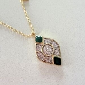 Altın Kaplama Yeşil Mineli Taşlı Pul Sallantılı Kolye