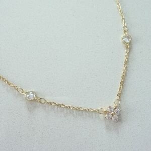 Altın Kaplama Taşlı Çiçekli Kolye