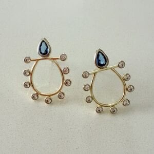 Altın Kaplama Mavi Beyaz Taşlı Küpe