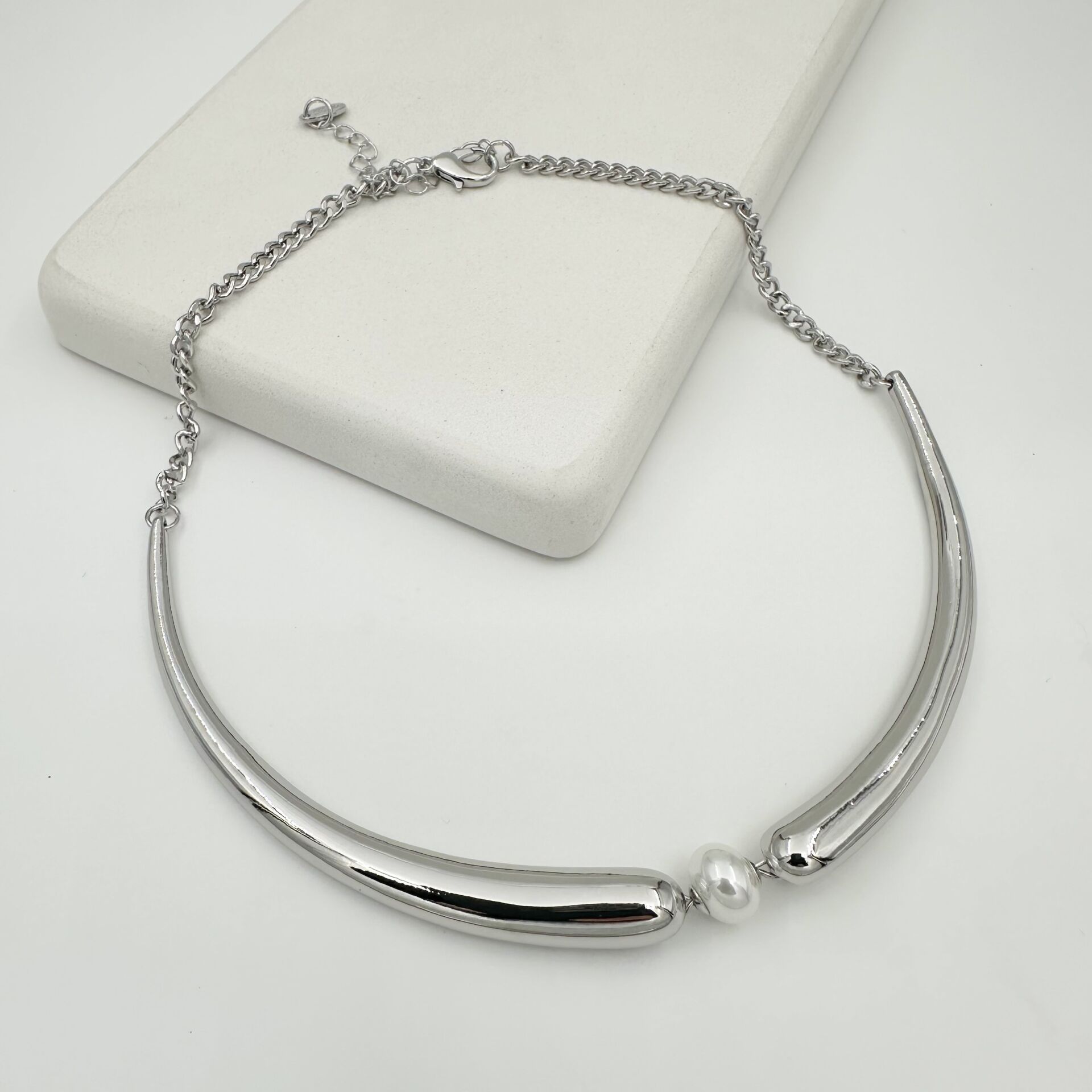 Altın Kaplama İnci Detaylı Plaka Kolye -gümüş-