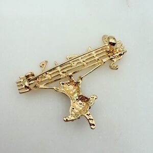 Kedi Detaylı Nota Broş