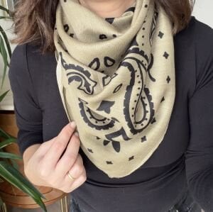 Haki Desenli Şal  90*90cm