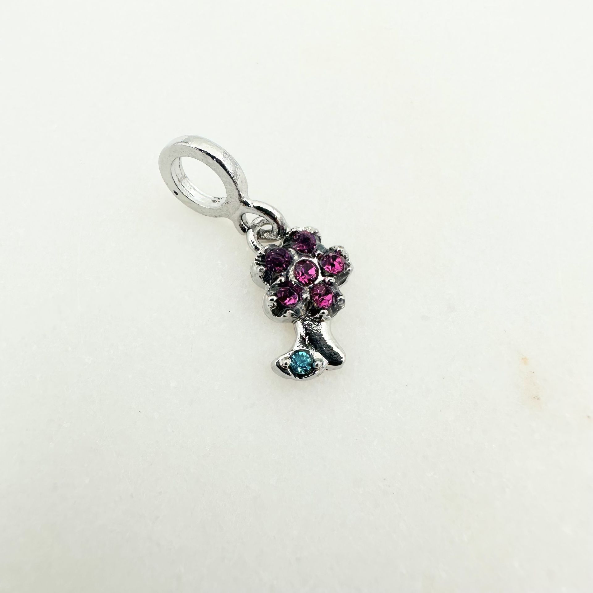 Pembe Çiçek Charm
