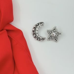 Ay Yıldız Küpe Fular Kombin