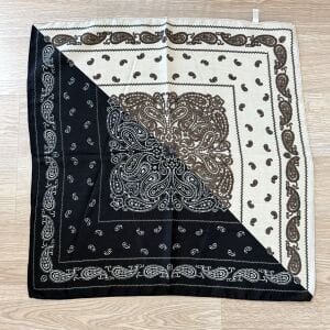 Etnik Desenli Siyah-Beyaz Pamuklu Şal 70*70cm