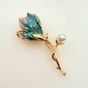 İnci Detaylı Mavi Çiçek Broş