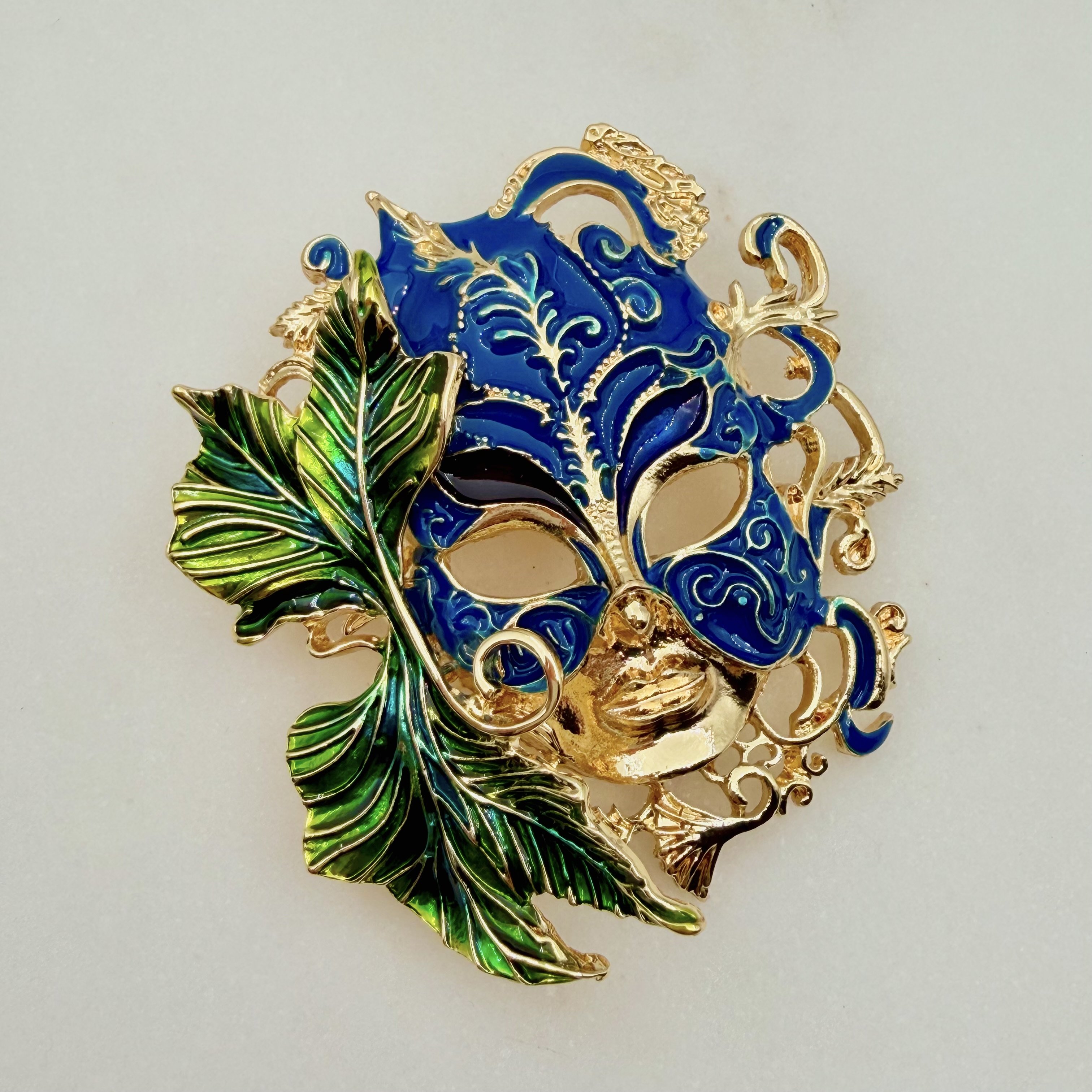 Mavi Mineli Maske Broş