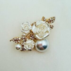 İnci Taş Detaylı Gül Broş