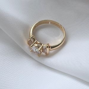 Fiyonk Tektaş Yüzük