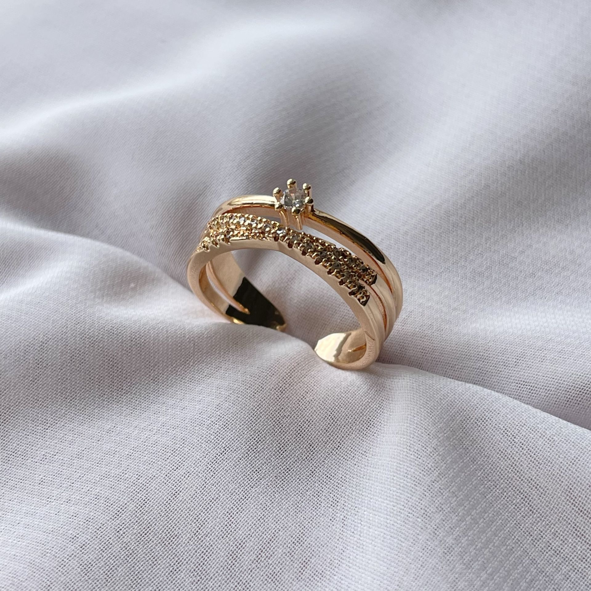 Taşlı 3 sıra Yüzük