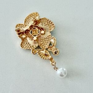 Sallantılı İnci Detaylı Taşlı Gül Broş