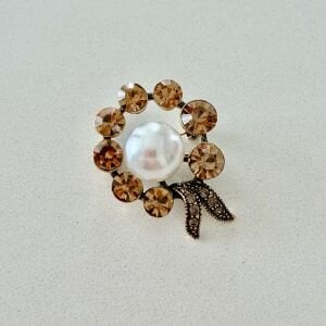 Bal Rengi Taşlı Broş