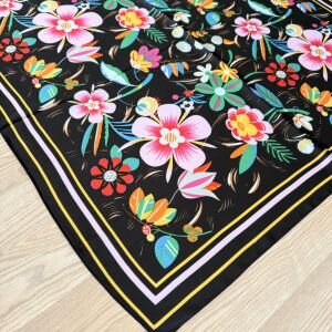 Renkli Çiçekli İpek Saten Fular (70*70cm)