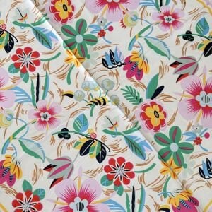 Beyaz Zemine Renkli Çiçekli İpek Saten Fular (70*70cm)