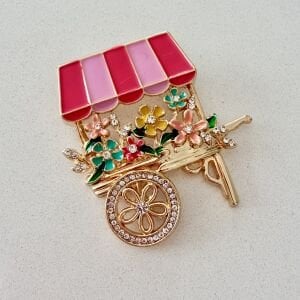 Pembe Renkli Çiçek Standı Broş