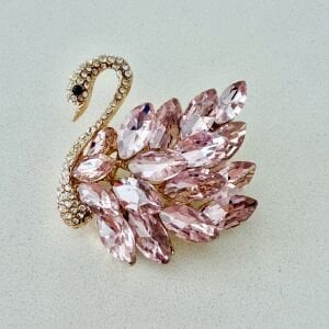 Pembe Kristal Taşlı Kuğu Broş