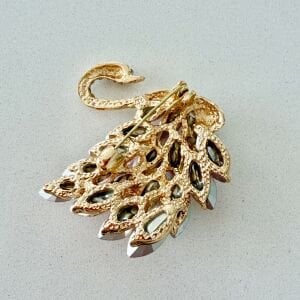 Pembe Kristal Taşlı Kuğu Broş