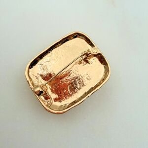 Diktörgen İnci Plaka Broş