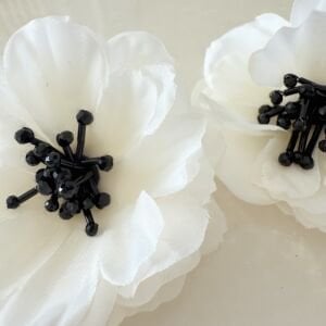 Marka Model Boncuk Detaylı Tül Çiçek Küpe