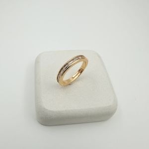 Özel Seri İnce Taşlı Yüzük -gold-