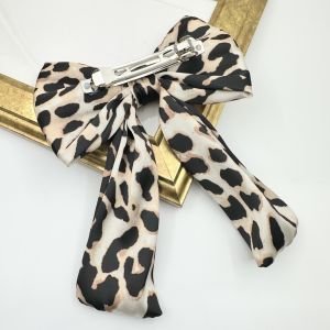 Leopar Desenli Otomatik Fiyonk Toka 1