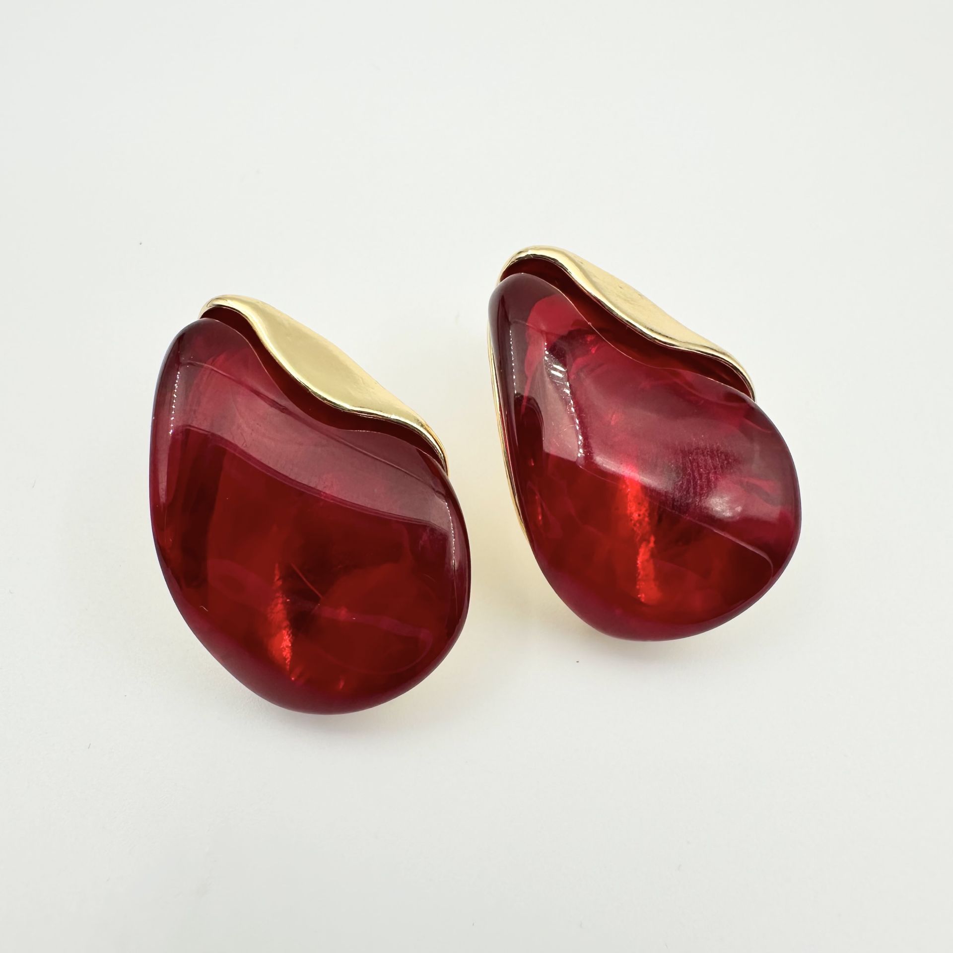 Bordo Simetrik Gold Detaylı Küpe