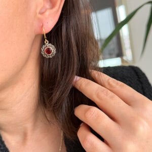 Bordo Taşlı Vintage Küpe