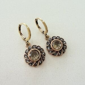Beyaz Taşlı Vintage Küpe