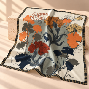 Karanfil Desenli Pamuklu Şal 70*70cm