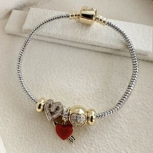 Altın Kaplama Sallantılı Kırmızı Kalp Charm Bileklik