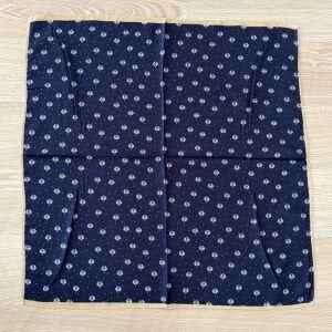 Lacivert Mini Çiçekli Pamuklu Şal 70*70cm