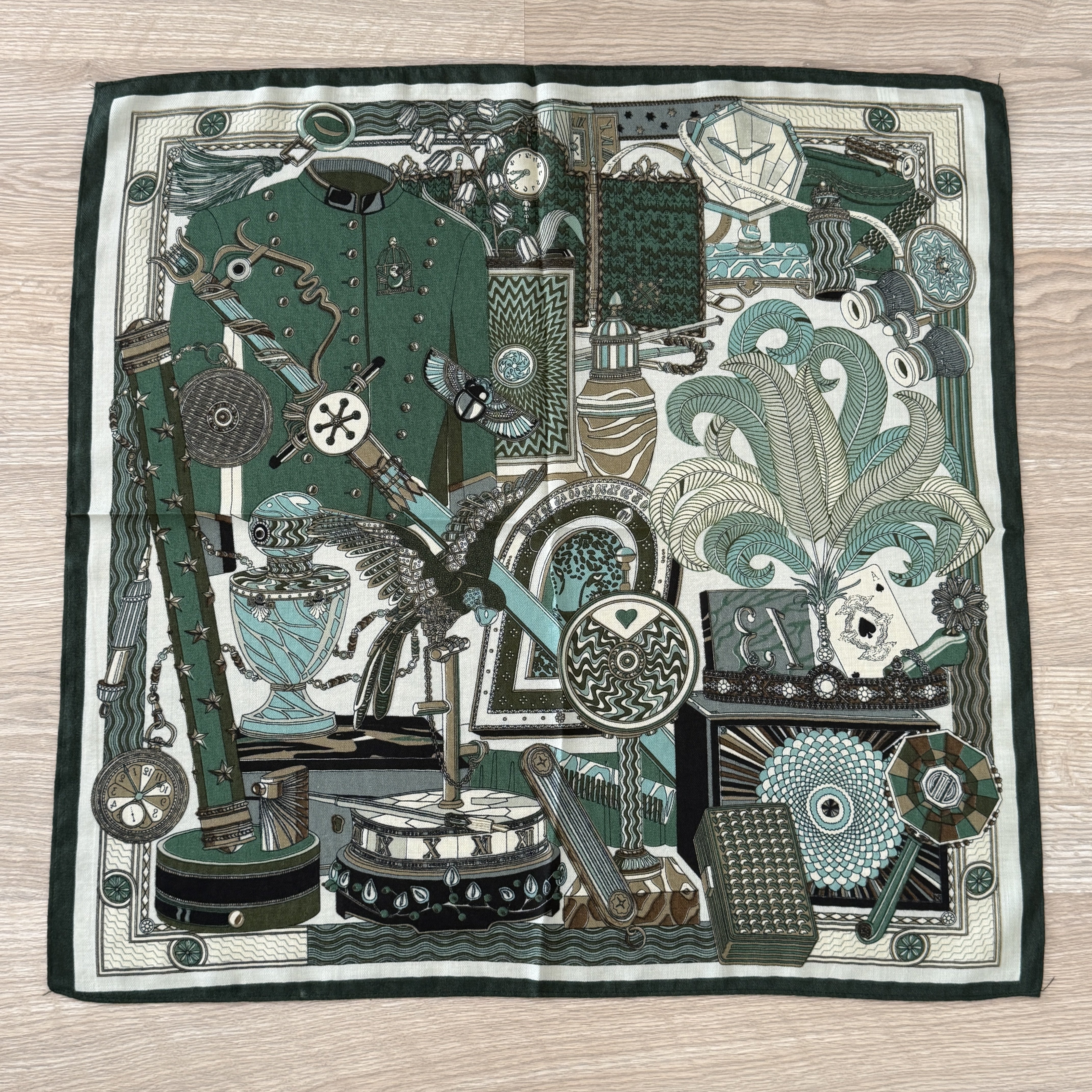 Yeşil Vintage Desenli Pamuklu Şal 70*70cm