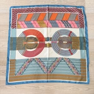 Geometrik Desenli İpek Saten Fular (90*90)