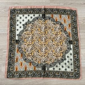 Etnik Desenli Pamuklu Şal 70*70cm
