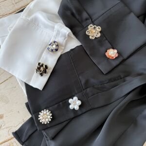 İnci Detaylı Gül Düğme Aksesuarı