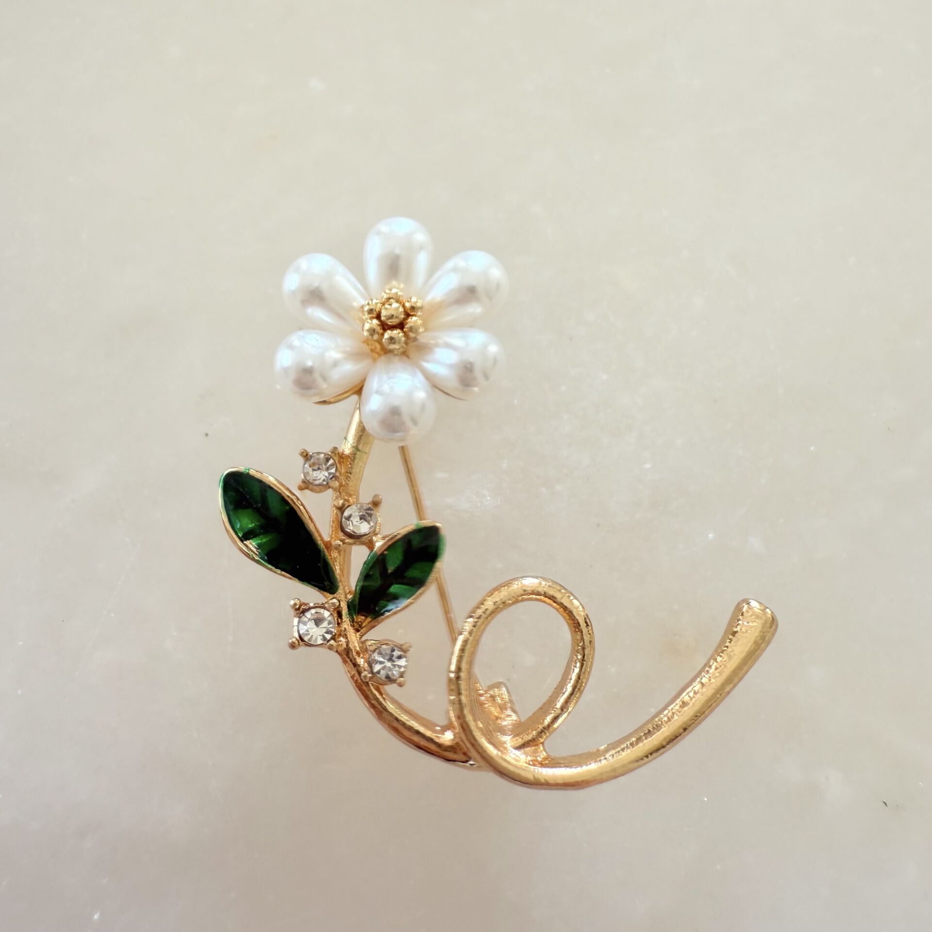 Tek Dal Papatya Broş